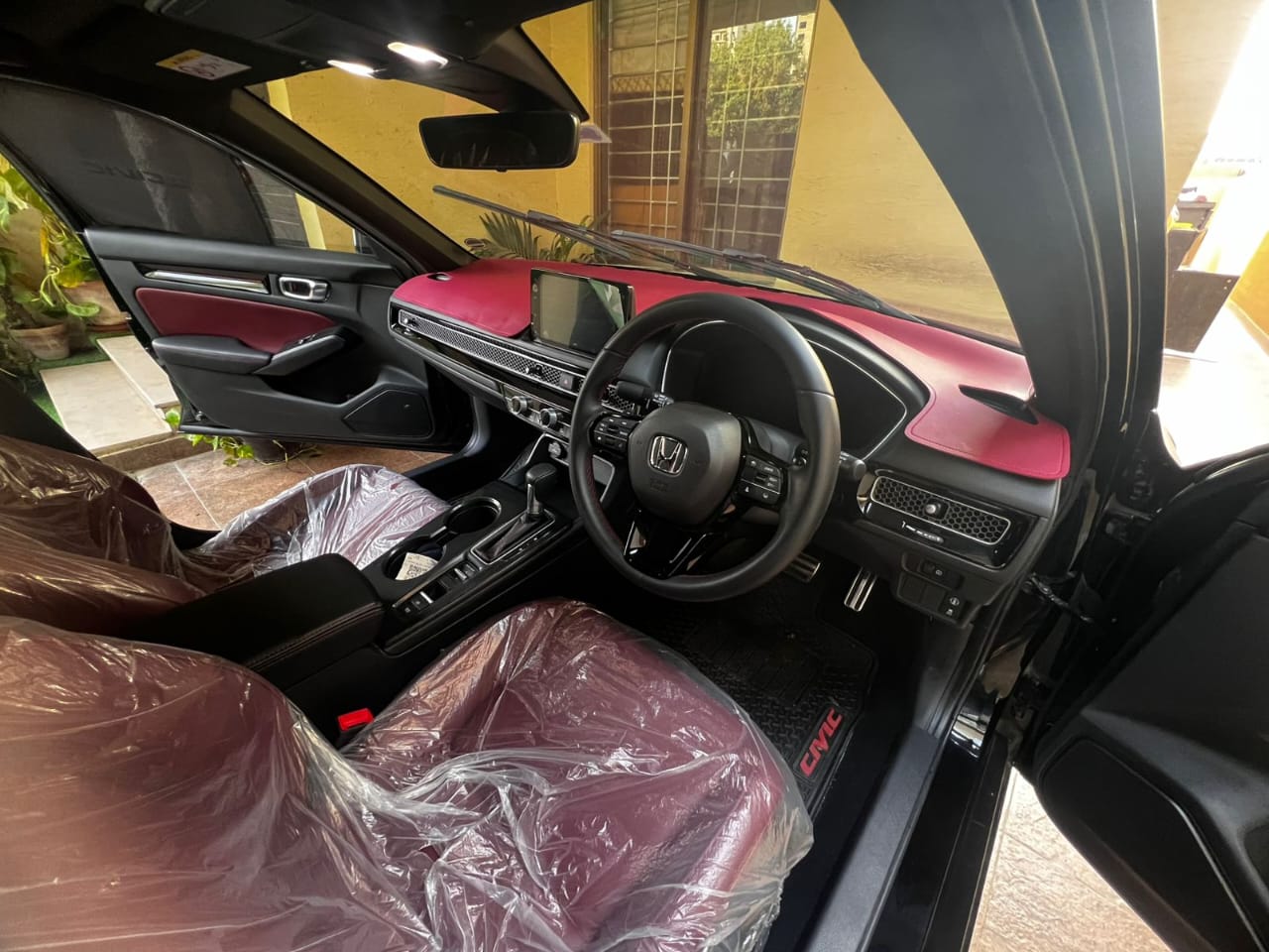 Civic 22-24 Faux Leather Dashboard Mats